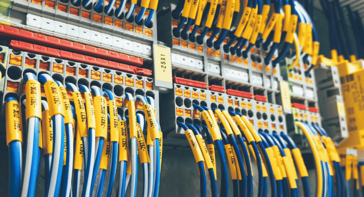 structured-cabling-solutions-dubai-2-1170x635-1.png